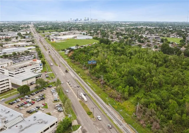 Photo 3 of Land for sale at 2509 Belle Chasse Hwy, Terrytown, LA 70056 | MLS# 2569567 | Listing updated on 2026-07-28