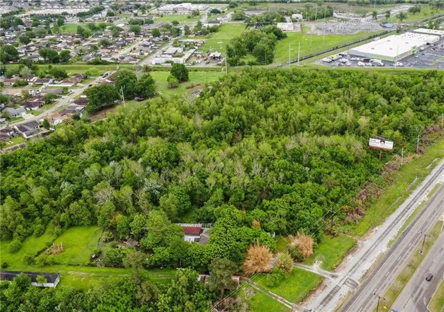 Photo 3 of Land for sale at 2509 Belle Chasse Hwy, Terrytown, LA 70056 | MLS# 2569567 | Listing updated on 2026-07-28