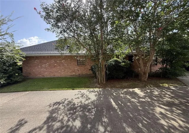 2nd image of 12441 Goodwood Blvd, Baton Rouge, LA 70815 | MLS# 2569841