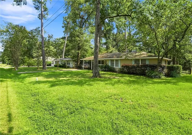 3rd image of 825 W 14Th Ave, Covington, LA 70433 | MLS# 2569484