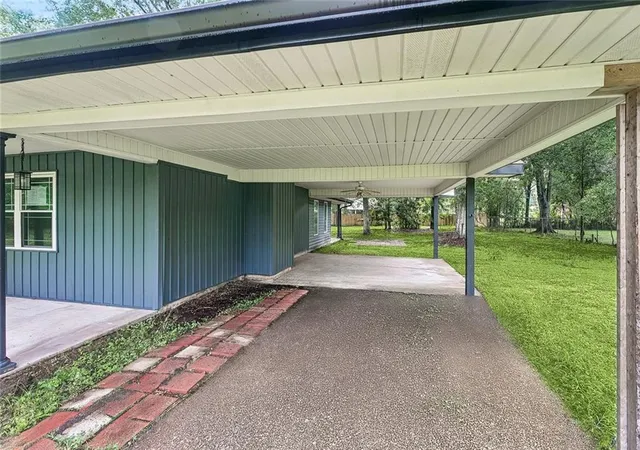 2nd image of 45432 Shadowood Dr, Hammond, LA 70401 | MLS# 2569856