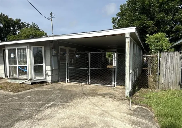2nd image of 5110 Louisa Dr, New Orleans, LA 70126 | MLS# 2569775