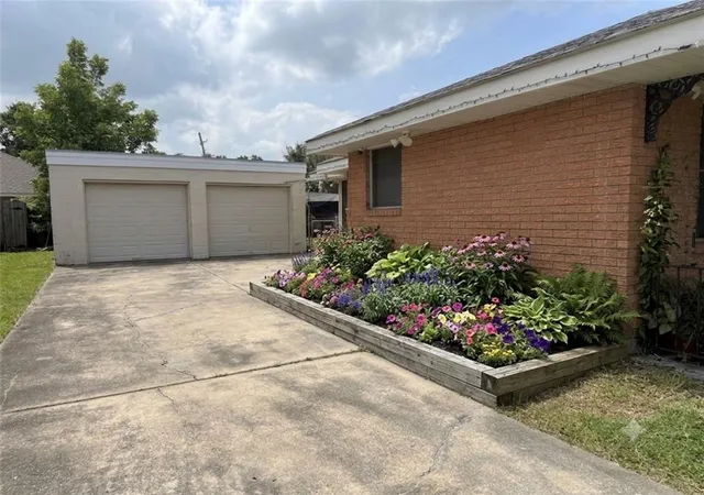 Photo 3 of Single family home for sale at 5000 Schindler Dr, New Orleans, LA 70127 | MLS# 2569331 | Listing updated on 2026-07-31