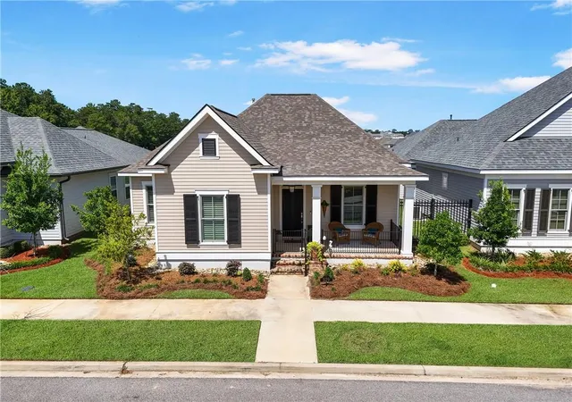 2nd image of 529 Hopscotch Rd, Covington, LA 70433 | MLS# 2569321