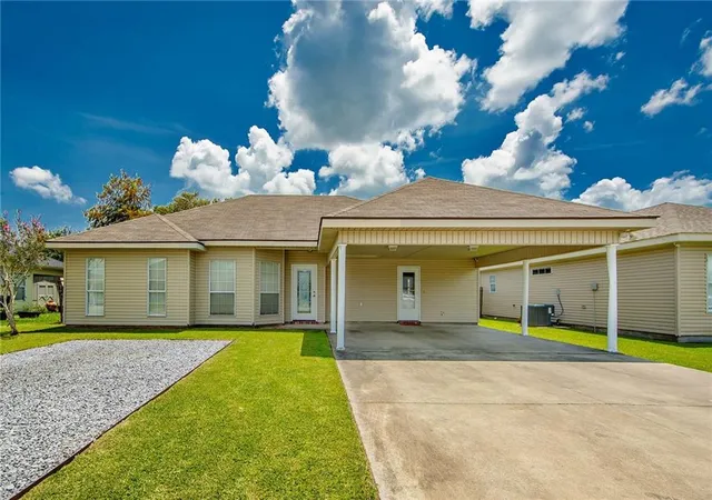 1st image of 362 Daralyn Dr, Houma, LA 70363 | MLS# 2569918