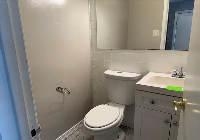 4th image of 306 Terry Pkwy, Terrytown, LA 70056