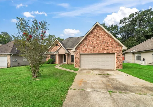 2nd image of 69271 3rd Ave, Covington, LA 70433 | MLS# 2569592