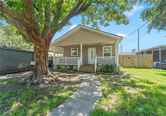 1st image of 73 E Claiborne Sq, Chalmette, LA 70043 | MLS# 2561430