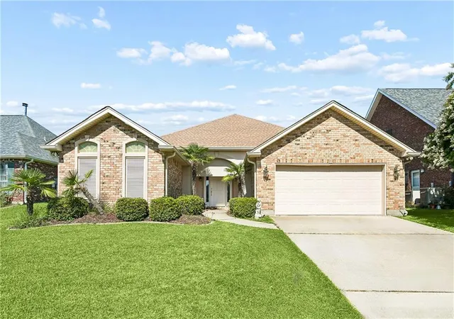 Photo 1 of Single family home for sale at 203 Chimaera Ln, Slidell, LA 70458 | MLS# 2565911 | Listing updated on 2026-07-30
