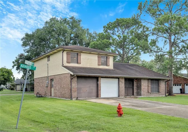 Photo 2 of Single family home for sale at 605 Aquarius St, Hahnville, LA 70057 | MLS# 2569733 | Listing updated on 2026-07-31