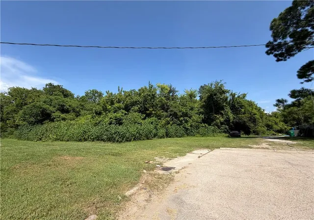 Land for sale at 309 Estates Dr, Luling, LA 70070 | MLS# 2569675