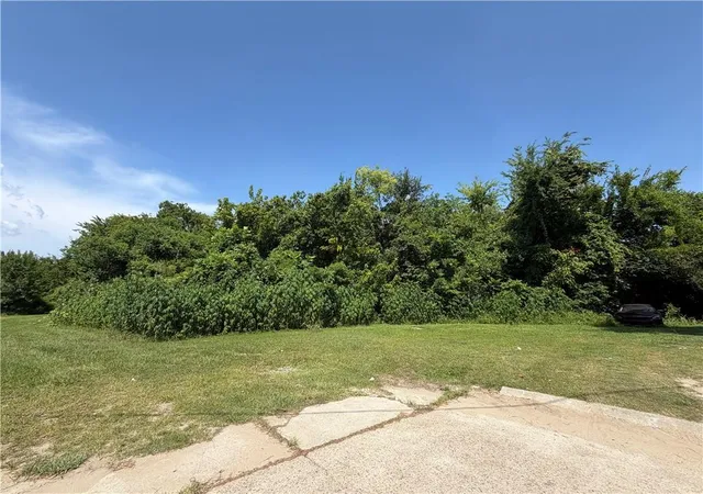 Photo 2 of Land for sale at 309 Estates Dr, Luling, LA 70070 | MLS# 2569675 | Listing updated on 2026-07-31