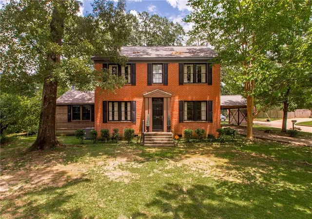 1st image of 900 N James Ave, Mc Comb, MS 39652 | MLS# 2570035