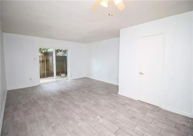 2nd image of 2117 Giuffrias Ave #19, Metairie, LA 70001 | MLS# 2569756