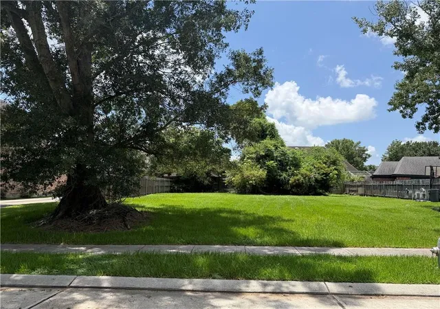 Land for sale at 3521 White Oak Ave, New Orleans, LA 70131 | MLS# 2569343