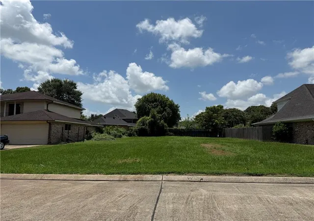 Photo 1 of Land for sale at 3815 Peachtree Ct, New Orleans, LA 70131 | MLS# 2569347 | Listing updated on 2026-07-30