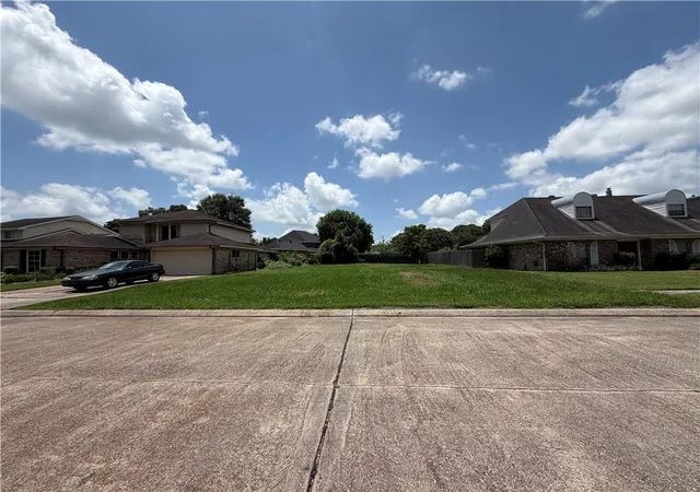 Photo 3 of Land for sale at 3815 Peachtree Ct, New Orleans, LA 70131 | MLS# 2569347 | Listing updated on 2026-07-30