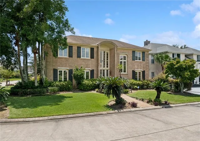 Photo 1 of Single family home for sale at 77 Lakewood Ests Dr, New Orleans, LA 70131 | MLS# 2569685 | Listing updated on 2026-07-30