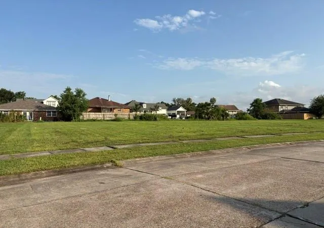 2nd image of 3705 Evangeline Dr, Chalmette, LA 70043 | MLS# 2570127