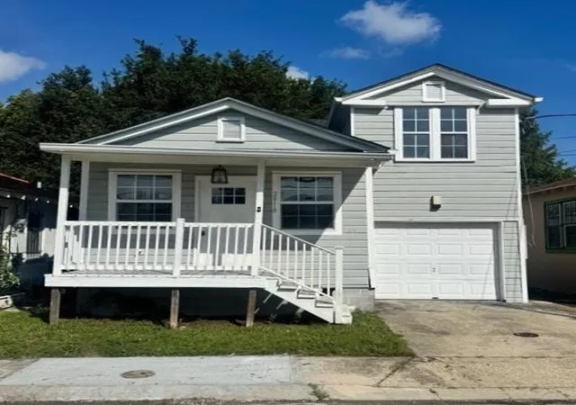 Photo 1 of Single family home for sale at 2918 College Ct, New Orleans, LA 70125 | MLS# 2570147 | Listing updated on 2026-08-27