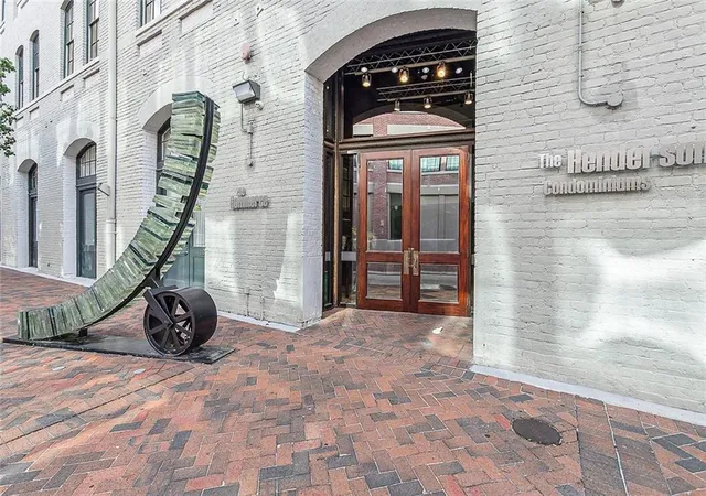 1st image of 700 Commerce St #311, New Orleans, LA 70130 | MLS# 2570191