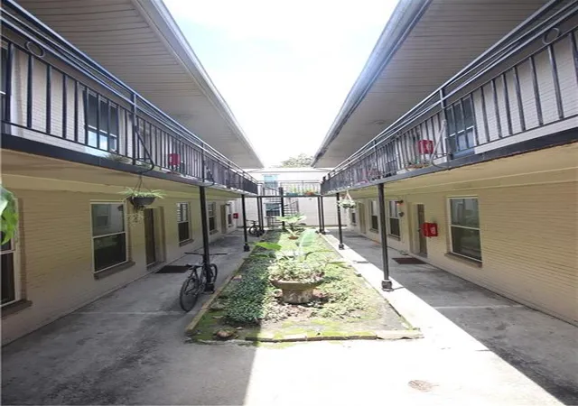 4th image of 7522 Benjamin St #204, New Orleans, LA 70118 | MLS# 2570155