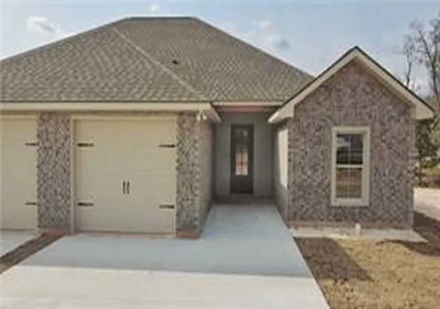 1st image of 42673 Hinson Rd #B, Hammond, LA 70403 | MLS# 2570196