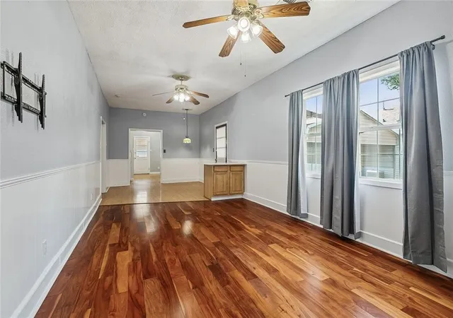 2nd image of 1114 Lesan Dr, Kenner, LA 70062 | MLS# 2570133