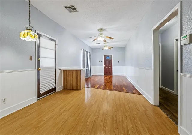 3rd image of 1114 Lesan Dr, Kenner, LA 70062 | MLS# 2570133