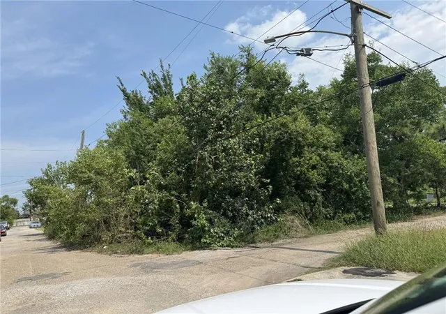Photo 1 of Land for sale at 3235 Rabbits St, New Orleans, LA 70122 | MLS# 2570106 | Listing updated on 2026-07-31