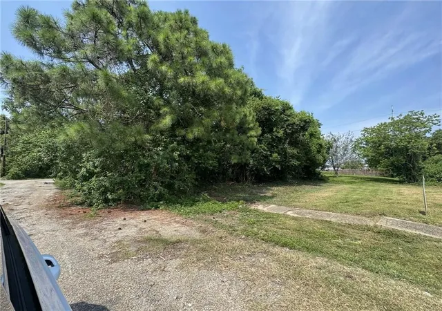 Photo 2 of Land for sale at 3235 Rabbits St, New Orleans, LA 70122 | MLS# 2570106 | Listing updated on 2026-07-31
