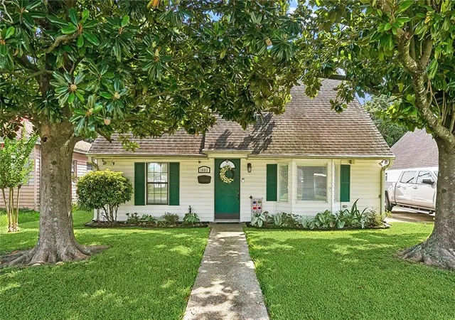 1st image of 1403 Calder St, Gretna, LA 70053 | MLS# 2570198