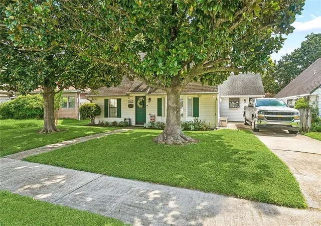 2nd image of 1403 Calder St, Gretna, LA 70053 | MLS# 2570198