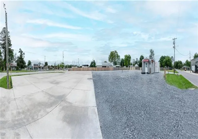 Photo 3 of Land for sale at 1603 Rees St, Breaux Bridge, LA 70517 | MLS# 2570115 | Listing updated on 2026-07-31