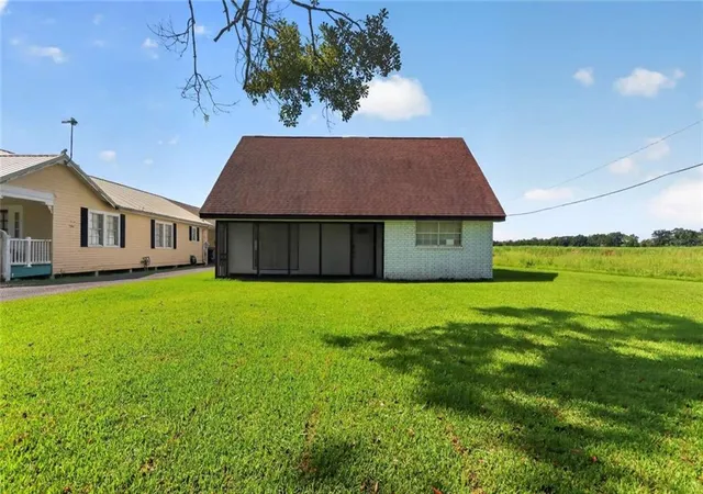 Photo 3 of Single family home for sale at 4361 Byp Black Dr, Houma, LA 70360 | MLS# 2567586 | Listing updated on 2026-08-27