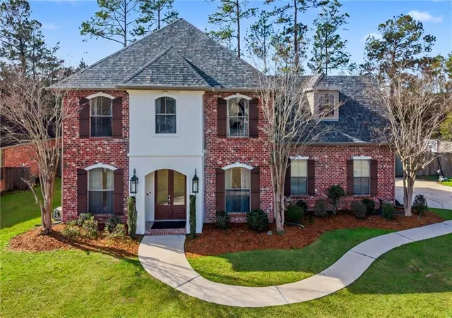 1st image of 204 Hidden Springs Ln, Covington, LA 70433 | MLS# 2570366