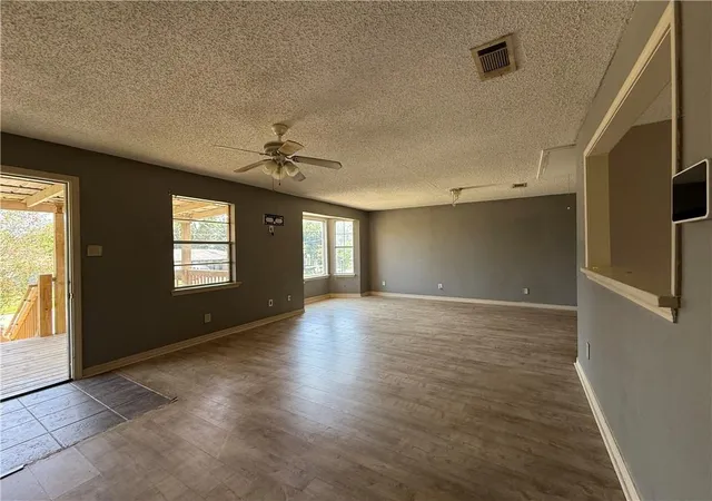 Photo 3 of Single family home for sale at 3623 Riviera Dr, Slidell, LA 70458 | MLS# 2570380 | Listing updated on 2026-09-01