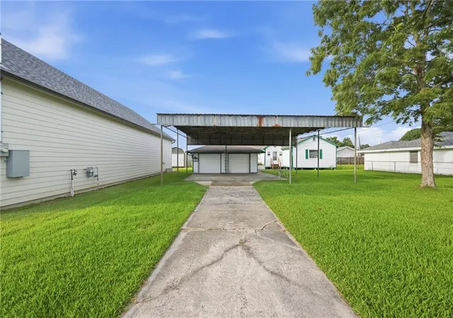 Photo 2 of Single family home for sale at 204 Overseas Ave, Belle Chasse, LA 70037 | MLS# 2570421 | Listing updated on 2026-08-03