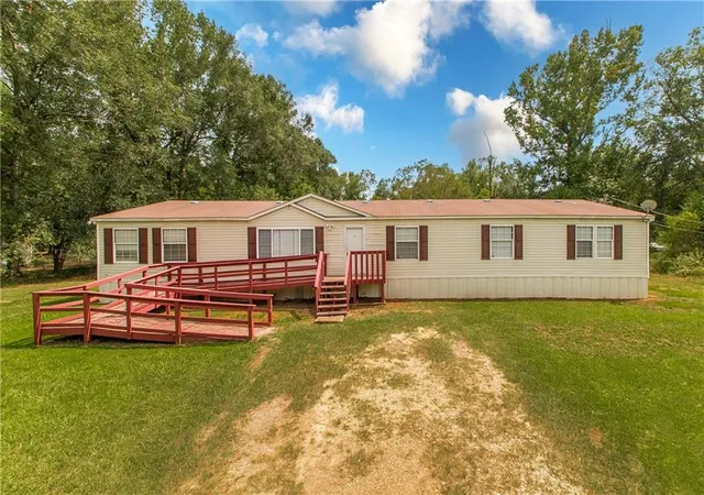 1st image of 17172 Penny Dr, Ponchatoula, LA 70454 | MLS# 2570435