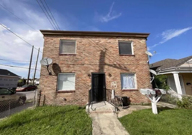 Photo 1 of Multi family home for sale at 8739 Edinburgh St, New Orleans, LA 70118 | MLS# 2570445 | Listing updated on 2026-08-01