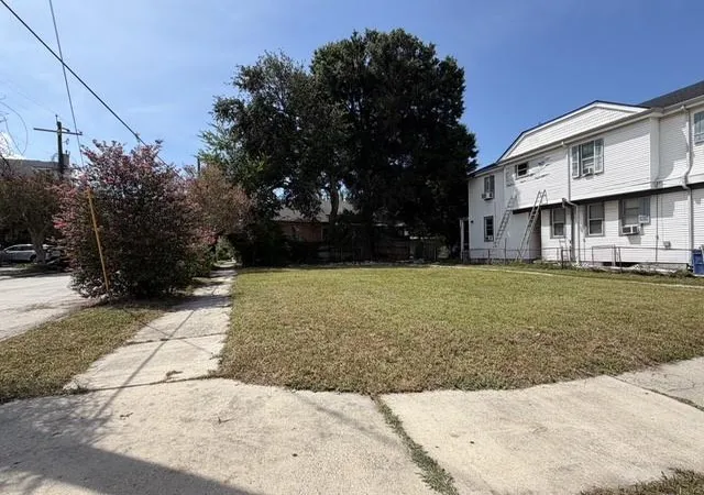 Photo 1 of Land for sale at 235 S Telemachus St, New Orleans, LA 70119 | MLS# 2569640 | Listing updated on 2026-09-01