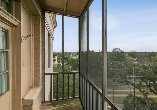 2nd image of 5421St St Charles Ave, New Orleans, LA 70115
