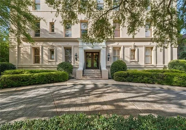5th image of 5421St St Charles Ave, New Orleans, LA 70115