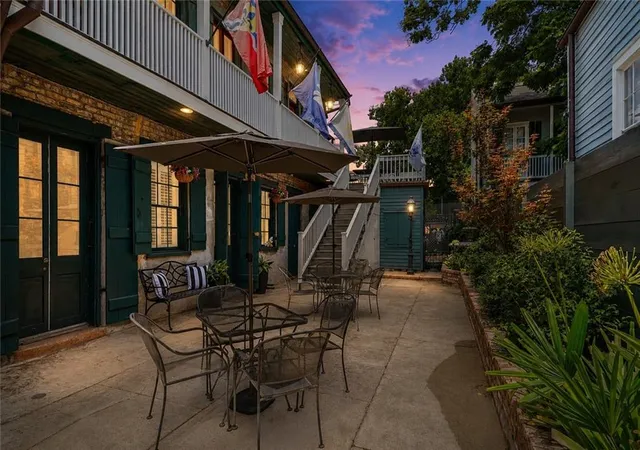 2nd image of 1019 Royal St, New Orleans, LA 70116