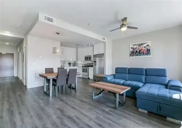 2nd image of 1111 Tulane Ave #708, New Orleans, LA 70112 | MLS# 2569844