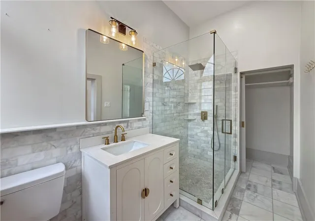 Photo 3 of Sale Pending at 818 Bourbon St #2B, New Orleans, LA 70116 | MLS# 2570548 | Listing updated on 2026-08-28