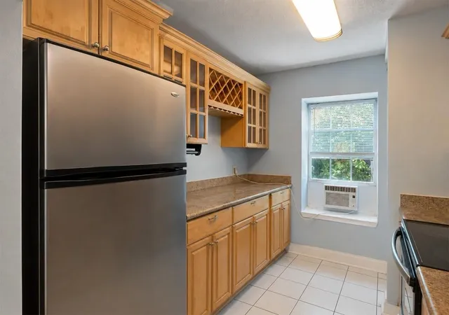 5th image of 6220 Riverside Dr #689, Metairie, LA 70003 | MLS# 2570565