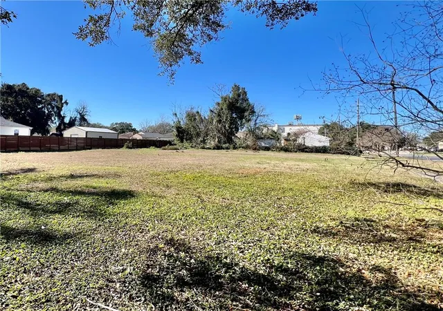 Photo 3 of Land for sale at 5564 Cameron Blvd, New Orleans, LA 70122 | MLS# 2570573 | Listing updated on 2026-08-03