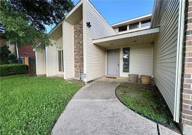 Photo 2 of Single family home for sale at 11240 Winrock Dr, New Orleans, LA 70128 | MLS# 2570385 | Listing updated on 2026-08-03