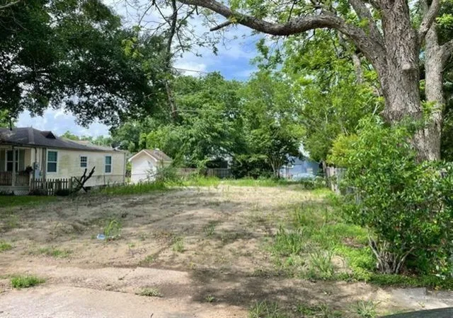 Photo 3 of Land for sale at 2015 Kansas Ave, Kenner, LA 70062 | MLS# 2570355 | Listing updated on 2026-08-03